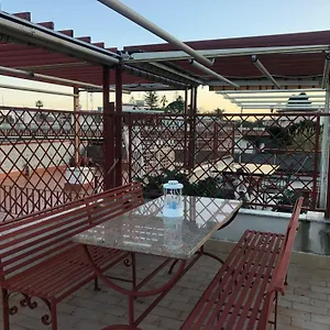 Cute With Sea View Appartamento